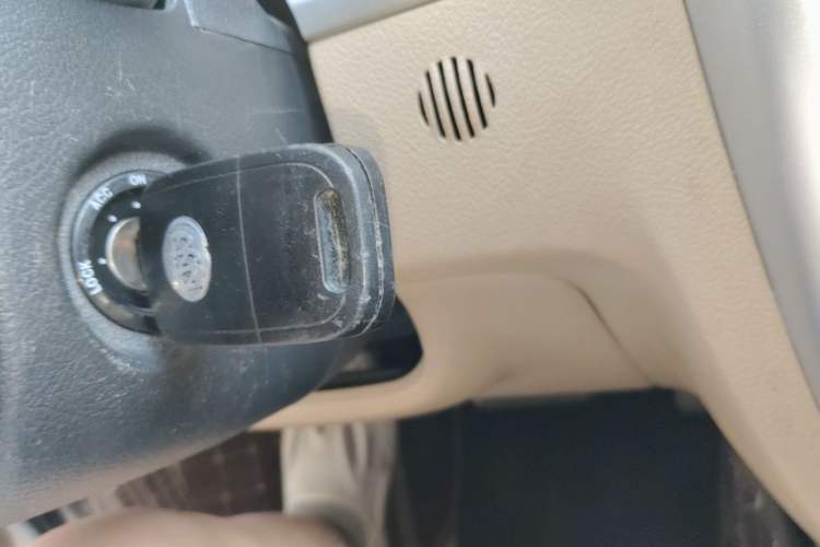 Used Buick Excelle 2011 1.6 LE-AT Vehicle Key