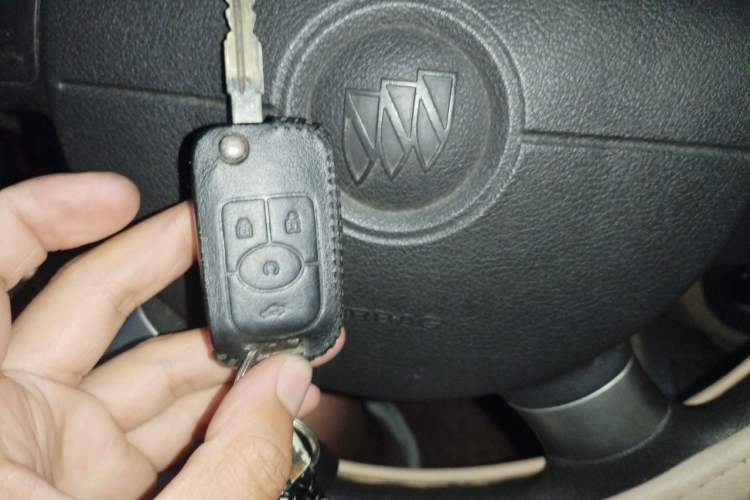 Used Buick Excelle 2011 1.6LX-AT Vehicle Key