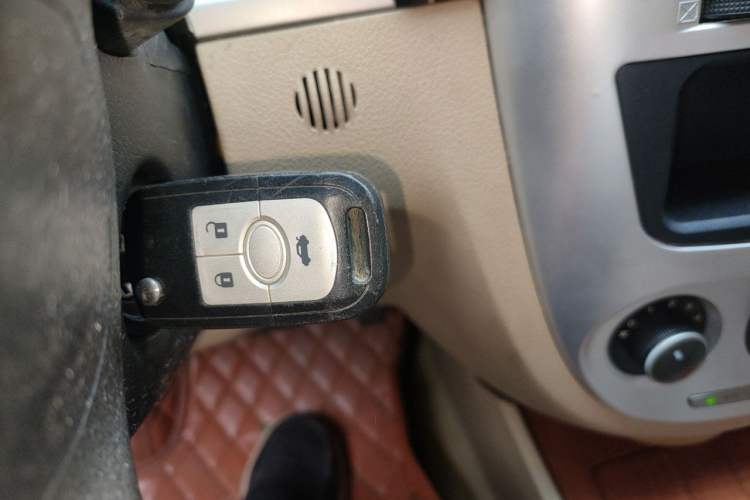 Used Buick Excelle 2011 1.6 LE-AT Vehicle Key
