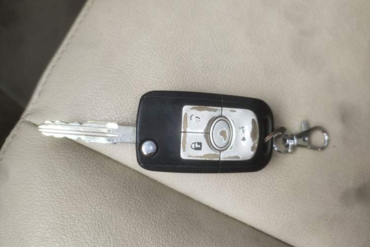 Used Buick Excelle 2011 1.6LX-AT Vehicle Key