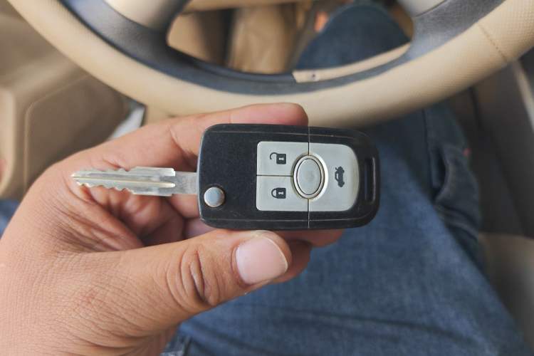 Used Buick Excelle 2011 1.6LX-AT Vehicle Key