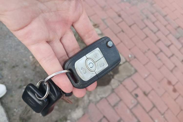 Used Buick Excelle 2011 1.6 LE-AT Vehicle Key