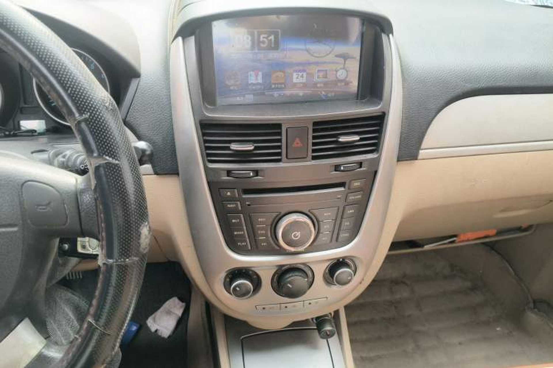 Used Buick Excelle 2011 1.6 LX-MT Audio And AC Panel
