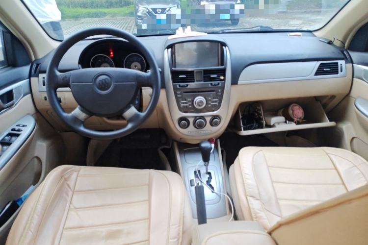 Used Buick Excelle 2011 1.6LX-AT Center Console