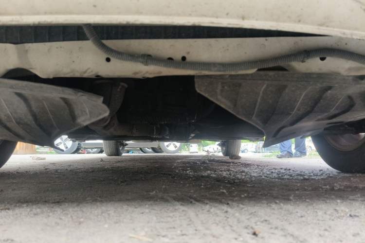 Used Buick Excelle 2011 1.6 LX-MT Chassis Front