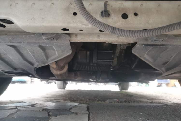Used Buick Excelle 2011 1.6LX-AT Chassis Front