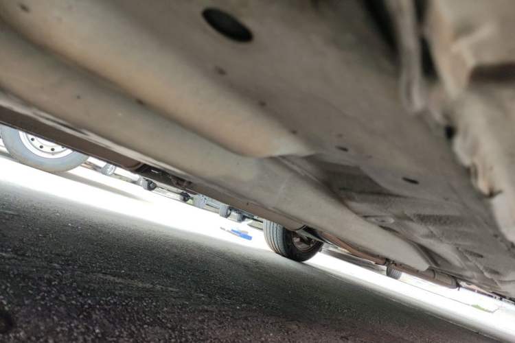 Used Buick Excelle 2011 1.6 LE-AT Chassis Front Left