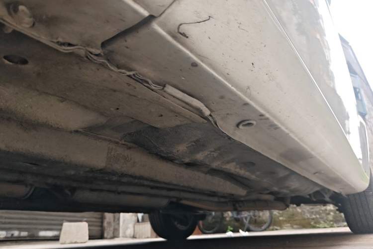 Used Buick Excelle 2011 1.6 LE-AT Chassis Front Left