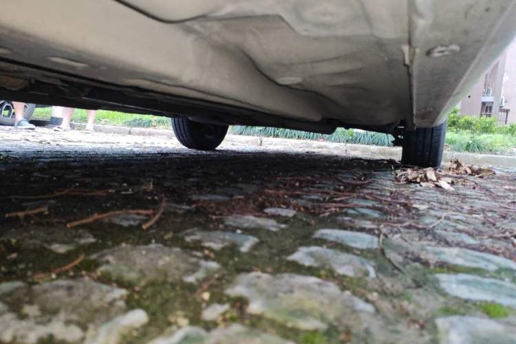 Used Buick Excelle 2011 1.6LX-AT Chassis Front Left
