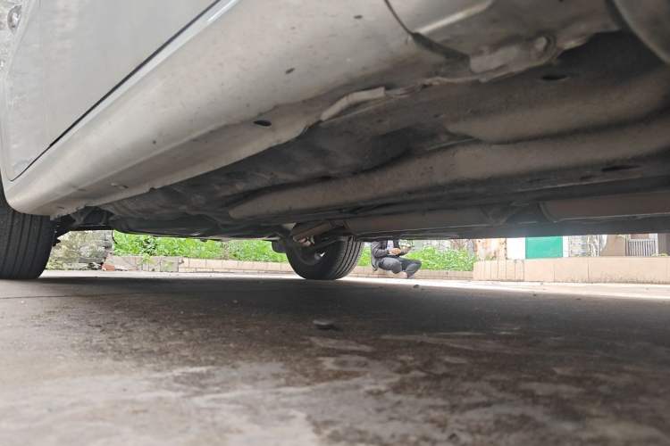 Used Buick Excelle 2011 1.6 LE-AT Chassis Front Right