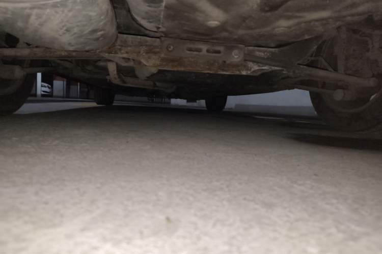 Used Buick Excelle 2011 1.6 LE-AT Chassis Rear