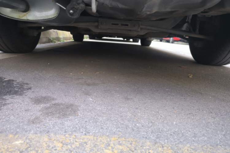 Used Buick Excelle 2011 1.6LX-AT Chassis Rear