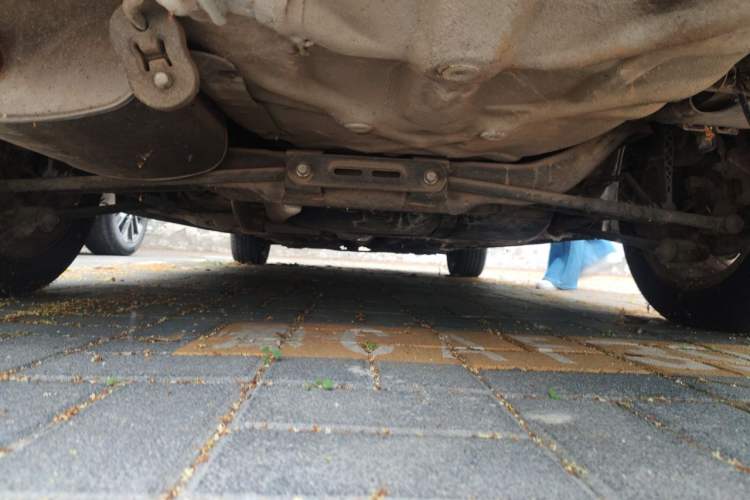 Used Buick Excelle 2011 1.6 LE-AT Chassis Rear