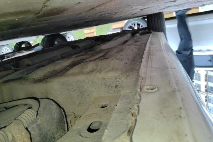 Used Buick Excelle 2011 1.6 LX-MT Chassis Rear Left