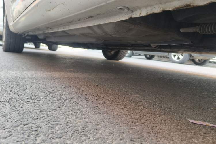 Used Buick Excelle 2011 1.6 LE-MT Chassis Rear Left