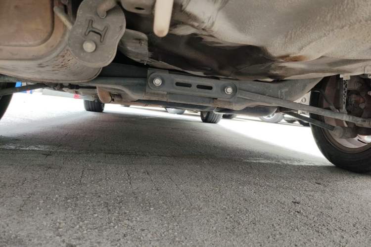 Used Buick Excelle 2011 1.6 LE-AT Chassis Rear
