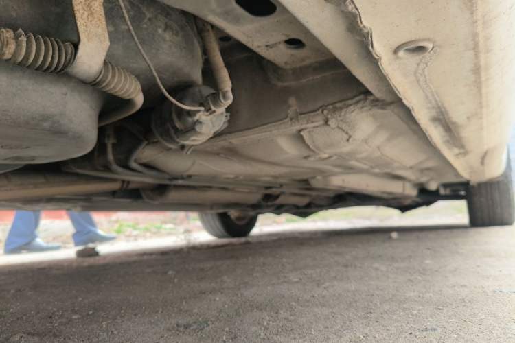 Used Buick Excelle 2011 1.6 LX-MT Chassis Rear Right