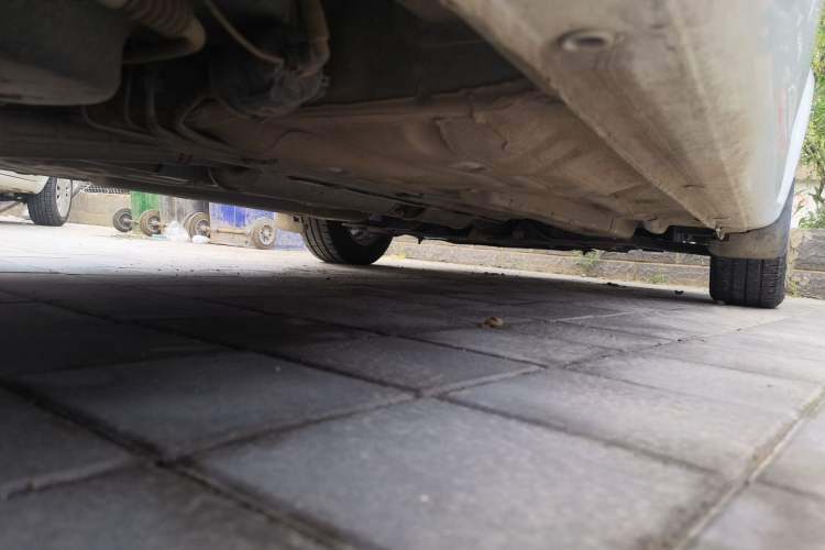 Used Buick Excelle 2011 1.6 LX-MT Chassis Rear Right