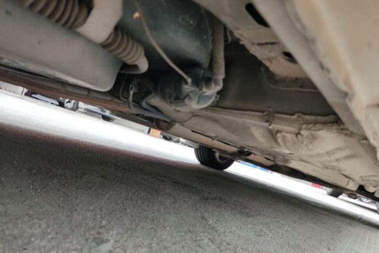 Used Buick Excelle 2011 1.6 LE-AT Chassis Rear Right