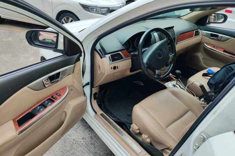 Used Buick Excelle 2011 1.6 LE-AT Driver Seat