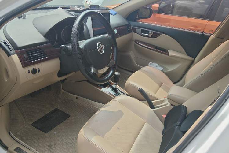 Used Buick Excelle 2011 1.6 LE-AT Driver Seat