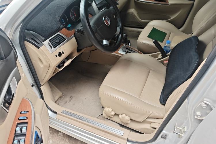 Used Buick Excelle 2011 1.6 LE-AT Driver Seat