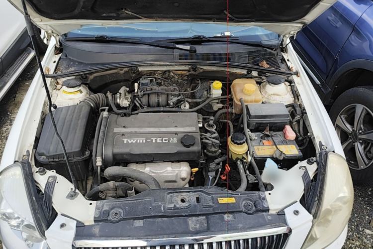 Used Buick Excelle 2011 1.6LX-AT Engine Bay