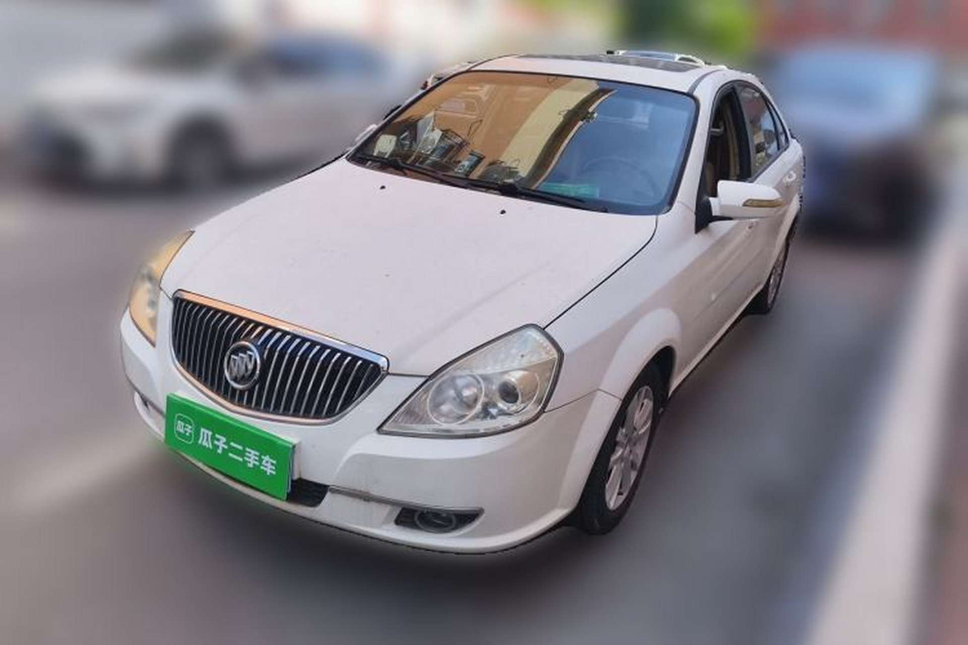 Used Buick Excelle 2011 1.6 LE-MT Front Left 45 Deg