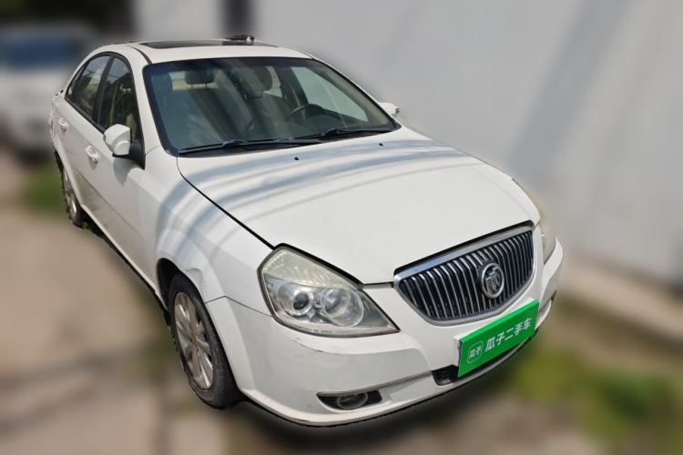 Used Buick Excelle 2011 1.6 LE-AT Front Right 45 Deg