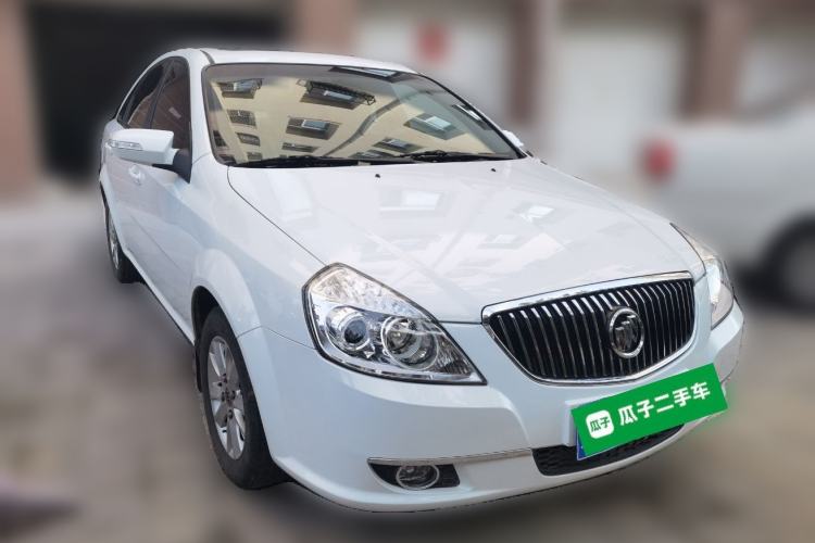 Used Buick Excelle 2011 1.6 LX-MT Front Right 45 Deg