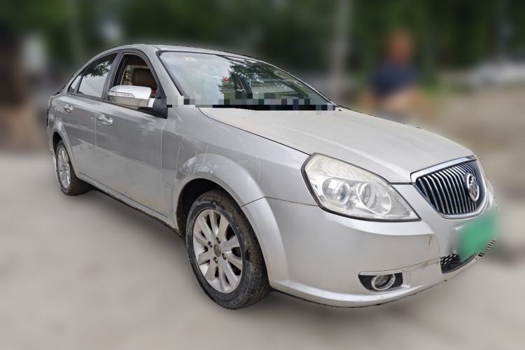 Used Buick Excelle 2011 1.6 LE-AT Front Right 45 Deg