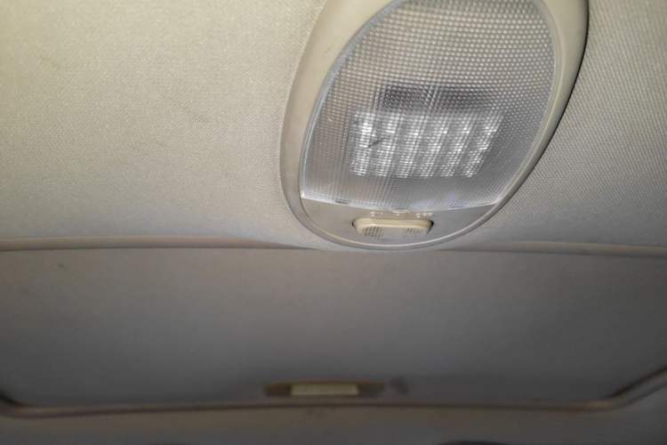 Used Buick Excelle 2011 1.6 LX-MT Headliner