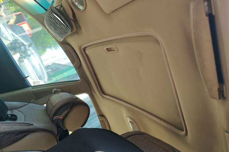 Used Buick Excelle 2011 1.6 LE-AT Headliner