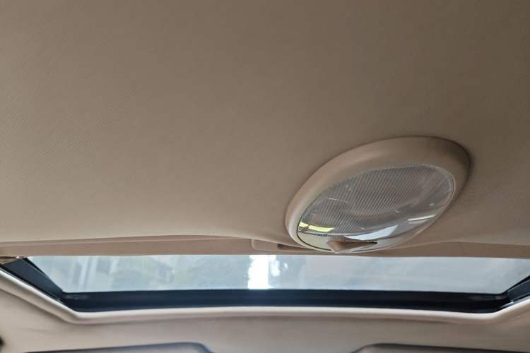 Used Buick Excelle 2011 1.6 LE-AT Headliner