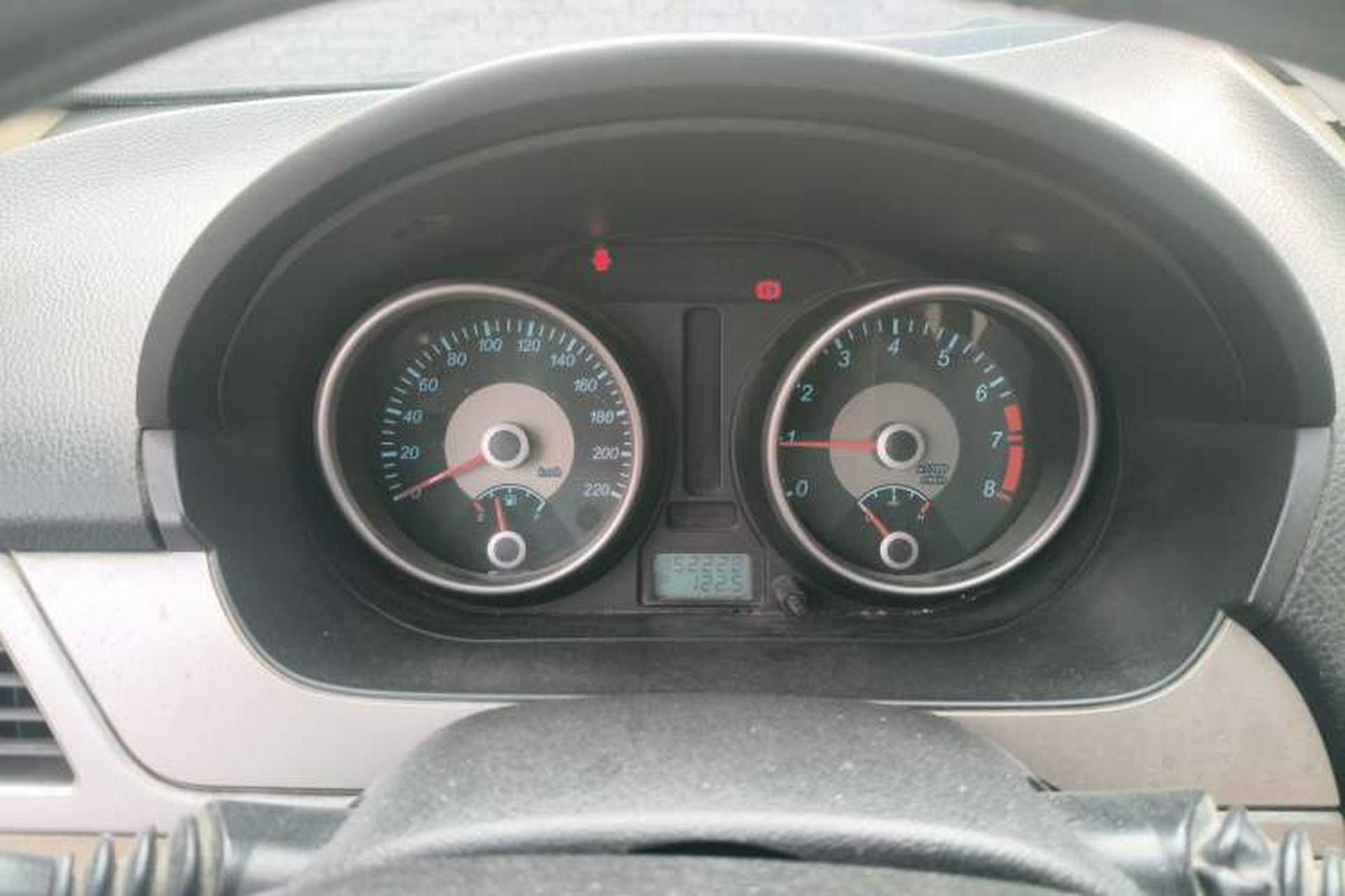 Used Buick Excelle 2011 1.6 LX-MT Instrument Cluster