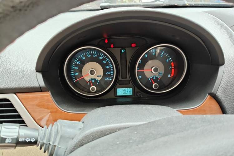 Used Buick Excelle 2011 1.6LX-AT Instrument Cluster