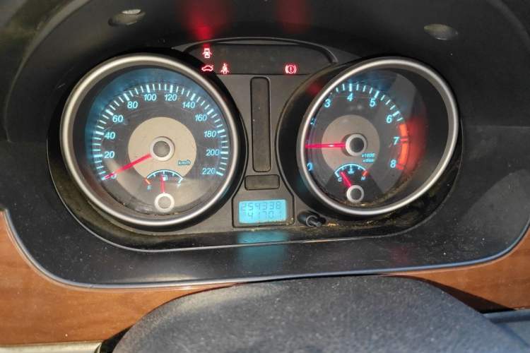 Used Buick Excelle 2011 1.6 LX-MT Instrument Cluster