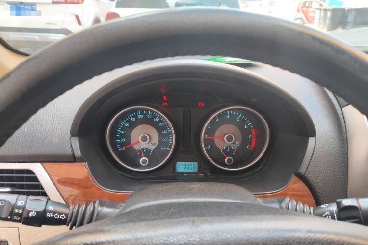 Used Buick Excelle 2011 1.6 LE-MT Instrument Cluster