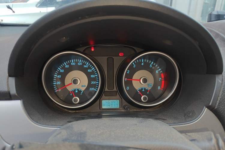 Used Buick Excelle 2011 1.6 LX-MT Instrument Cluster