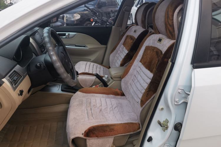 Used Buick Excelle 2011 1.6 LX-MT Left Front Seat