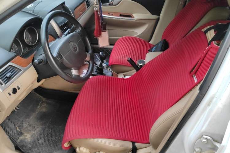 Used Buick Excelle 2011 1.6 LX-MT Left Front Seat