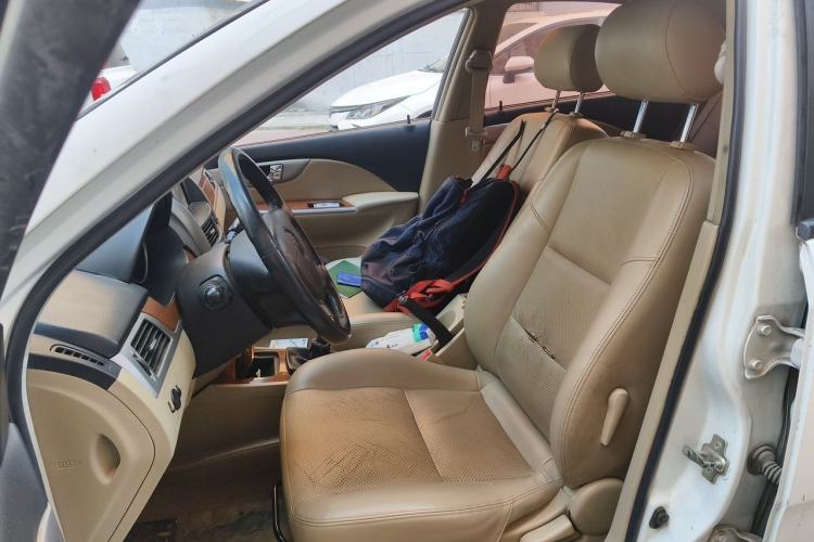 Used Buick Excelle 2011 1.6 LE-MT Left Front Seat