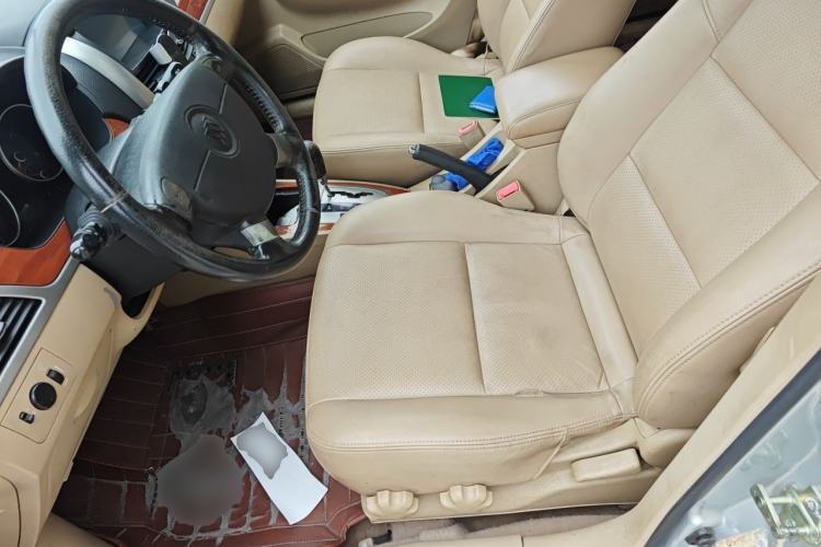 Used Buick Excelle 2011 1.6 LE-AT Left Front Seat