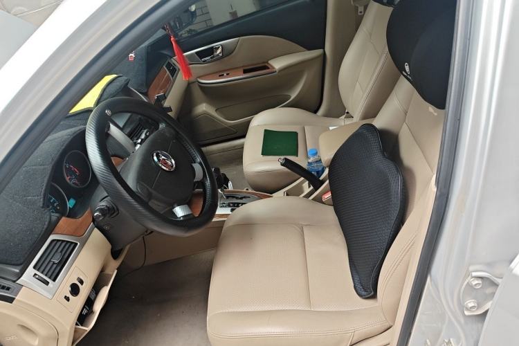 Used Buick Excelle 2011 1.6 LE-AT Left Front Seat