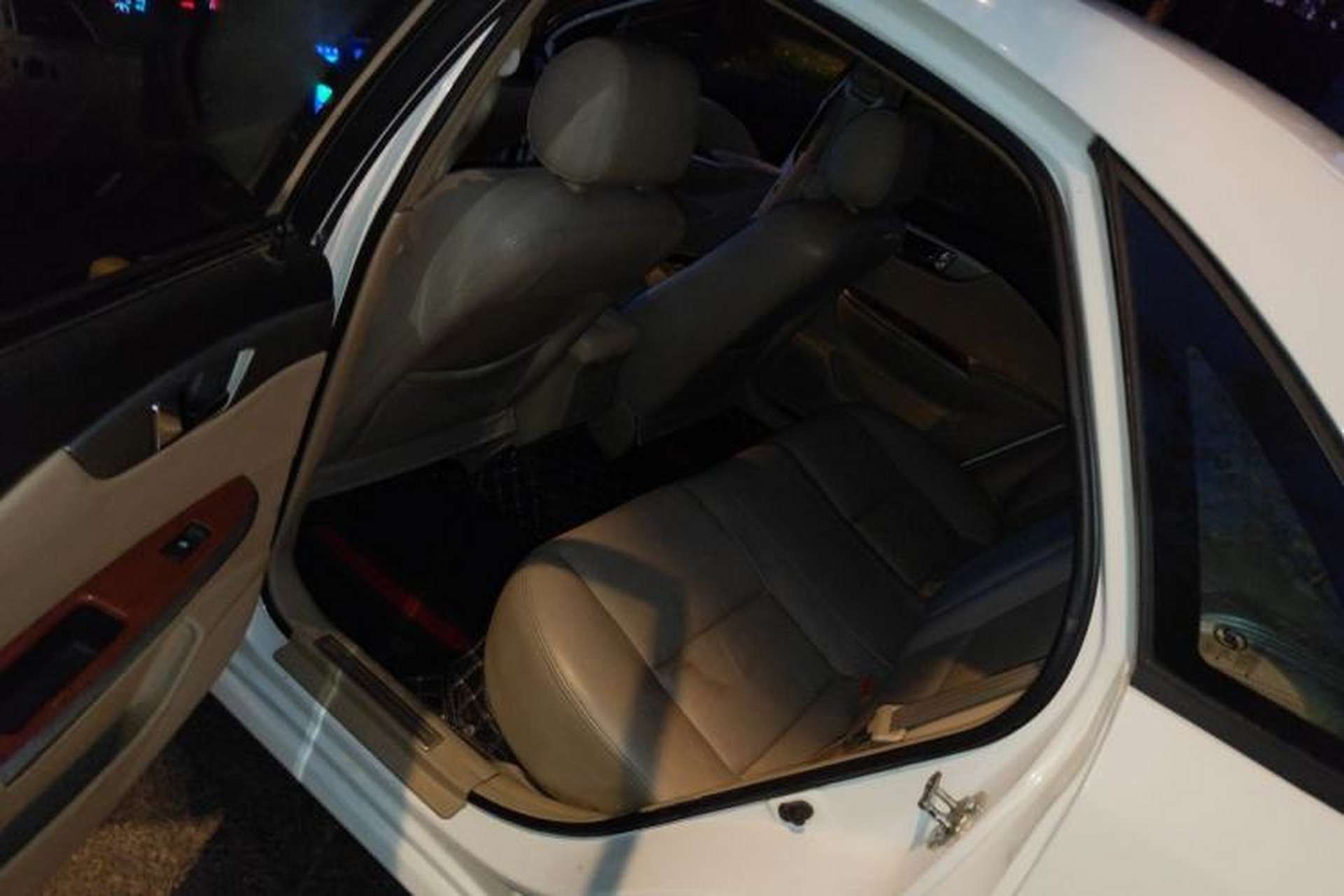 Used Buick Excelle 2011 1.6 LE-MT Left Rear Seat