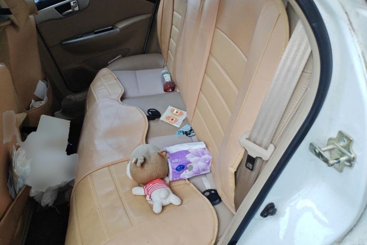 Used Buick Excelle 2011 1.6LX-AT Left Rear Seat
