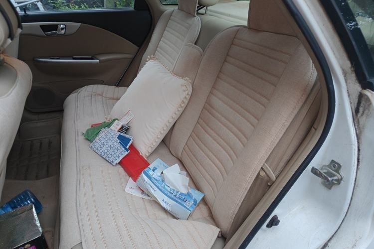 Used Buick Excelle 2011 1.6 LX-MT Left Rear Seat