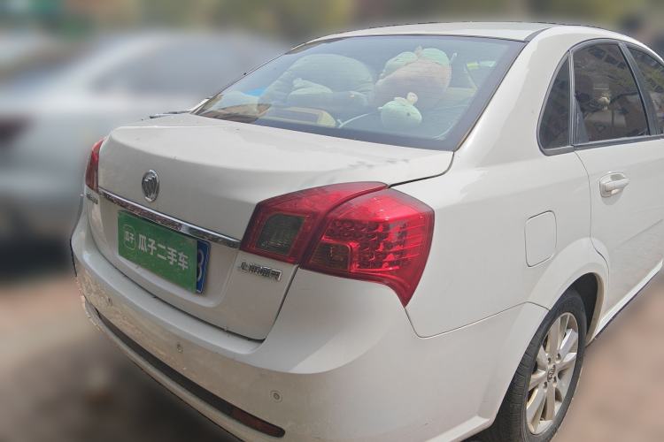 Used Buick Excelle 2011 1.6 LE-AT Rear Right 45 Deg