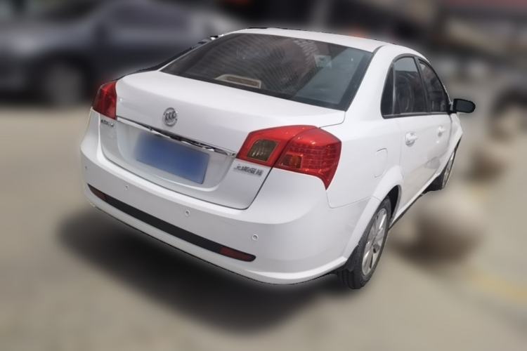 Used Buick Excelle 2011 1.6LX-AT Rear Right 45 Deg