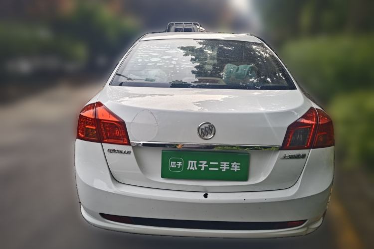 Used Buick Excelle 2011 1.6LX-AT Rear